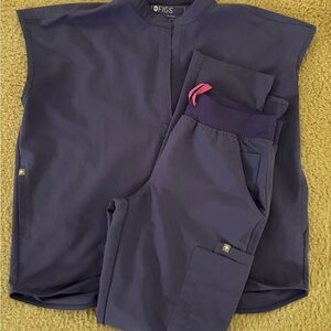 Figs Deep Purple Scrub Ensemble